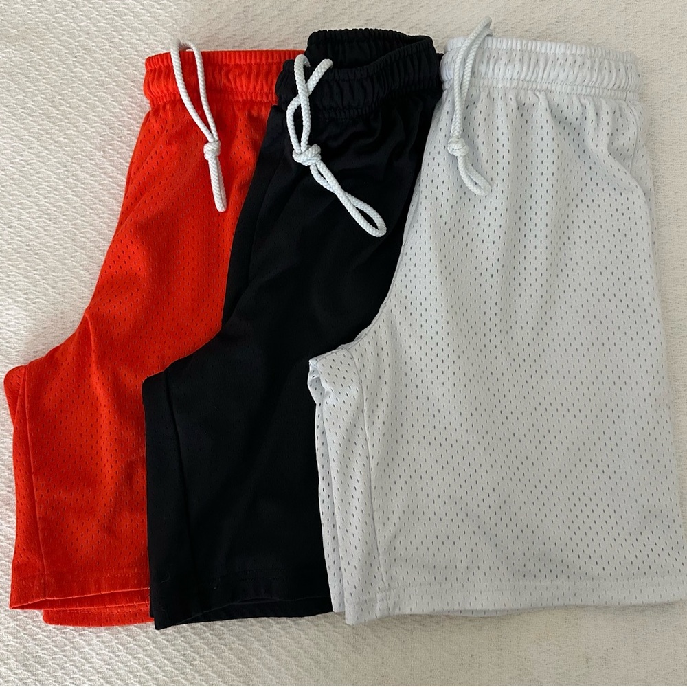 Bundle of 3 Pairs bcg Boys Mesh Shorts 7.5 
Inseam
Sz M(14-16)
Like New